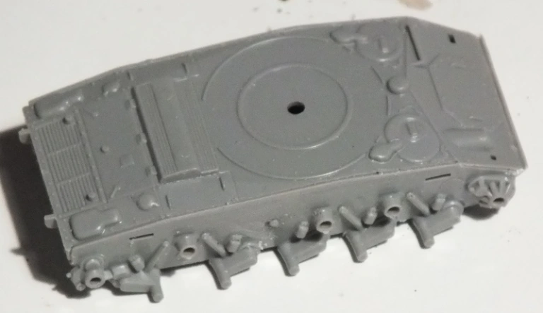 Membangun Model Kit M24 Chaffee: Nostalgia dengan Sentuhan Modern