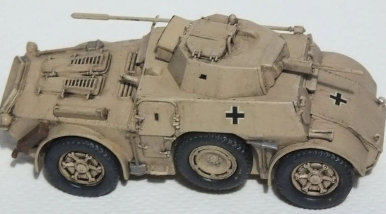 Ulasan Proses Pembangunan Kit Italeri AB 43: Kendaraan Lapis Baja Italia yang Menantang