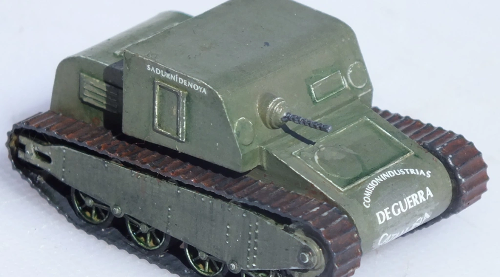 Minairons Miniatures 1/72 IGC Sandurni Tank